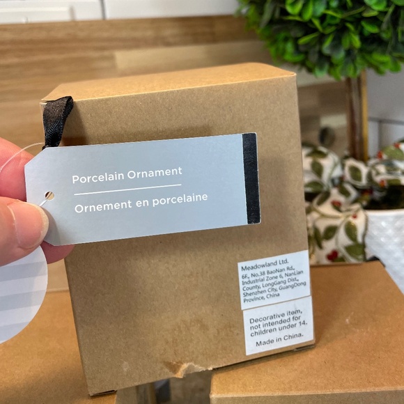 Love You Mean It Porcelain Ornament by Glitz + Glimmer White Gold Black NWT - Picture 5 of 5